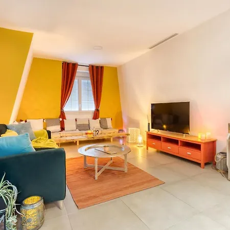 Apartament Deluxe Millℇ Et Une Nuits By Yeswebook